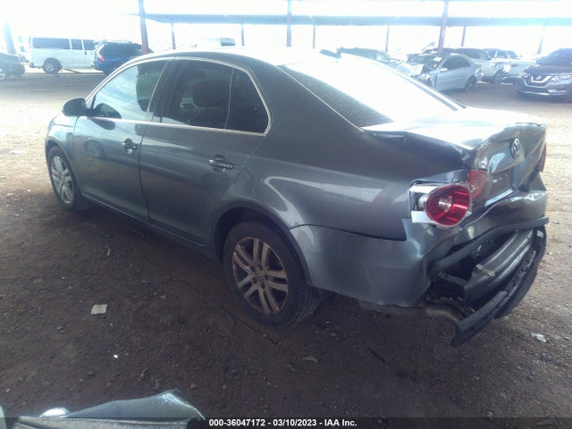 2005 VOLKSWAGEN JETTA SEDAN A5 VIN: 3VWDT71K05M623654