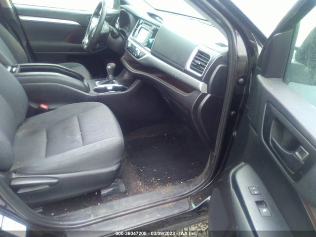 Toyota Highlander Hybrid Le 2019 5TDBGRFHXKS062219 Image 5