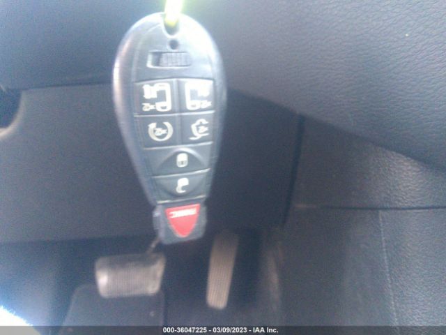 2C4RDGEG3HR674560 Dodge Grand Caravan Gt