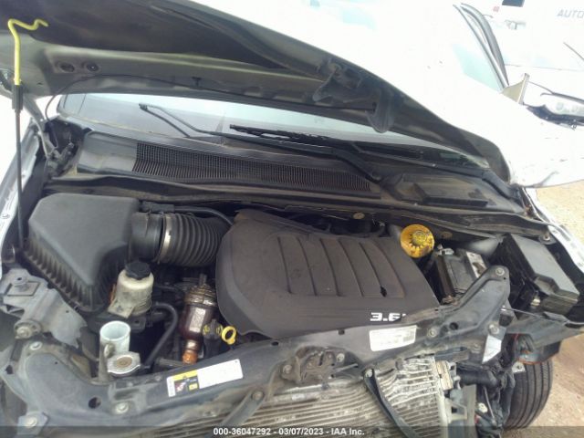 2C4RDGCG0HR735737 Dodge Grand Caravan Sxt