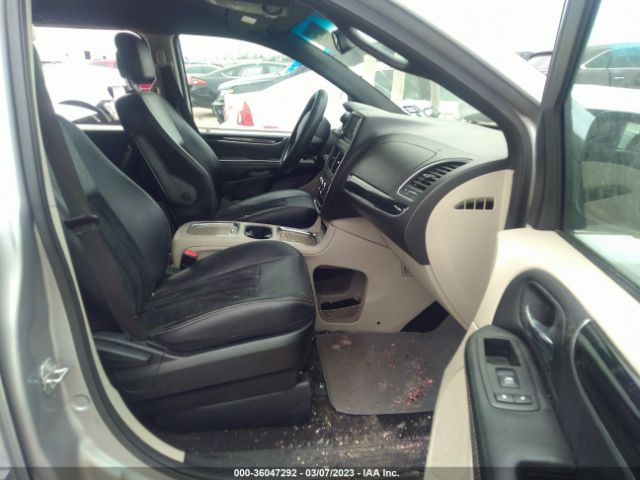 2C4RDGCG0HR735737 Dodge Grand Caravan Sxt