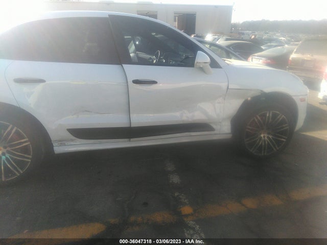 Porsche Macan Gts 2017 WP1AG2A56HLB52461 Image 7