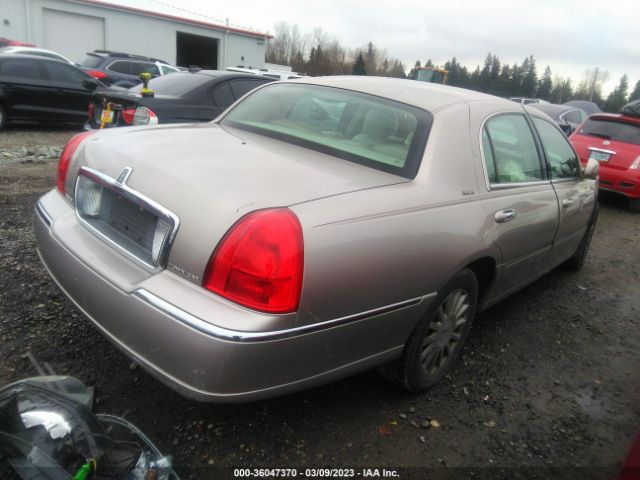 1LNHM81W03Y616050 Lincoln Town Car Executive