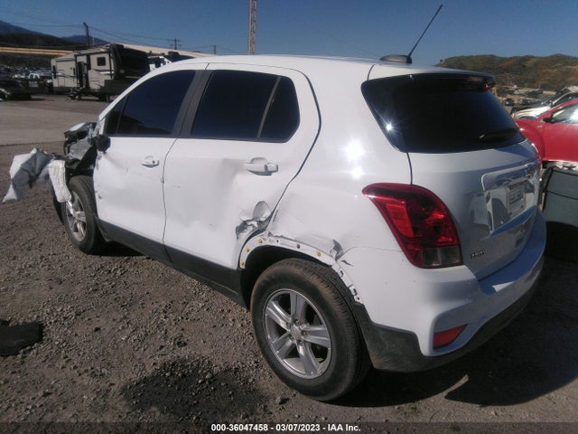Chevrolet TRAX LS 2022 KL7CJKSM0NB545288 Image 3