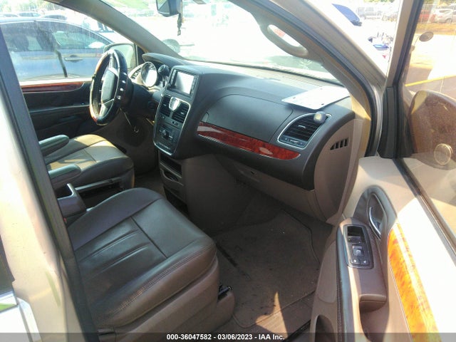 2C4RC1BG5ER433664 Chrysler Town & Country Touring