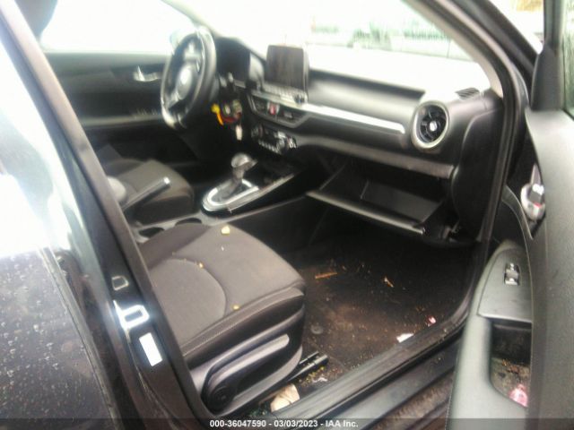 3KPF34AD0KE096877 KIA FORTE S