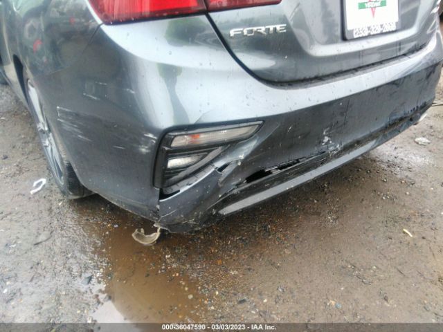 3KPF34AD0KE096877 KIA FORTE S