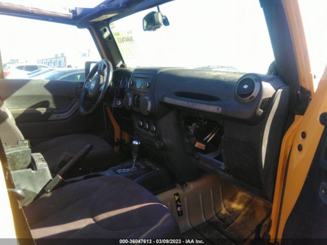 1C4HJWDG6EL242436 Jeep Wrangler Unlimited Sport