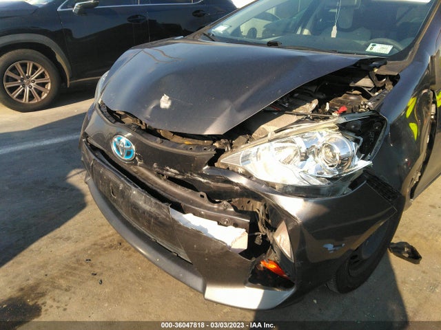 2014 Toyota Prius C One/three/two/four მანქანა იყიდება აუქციონზე, vin: JTDKDTB38E1063788, აუქციონის ნომერი: 36047818