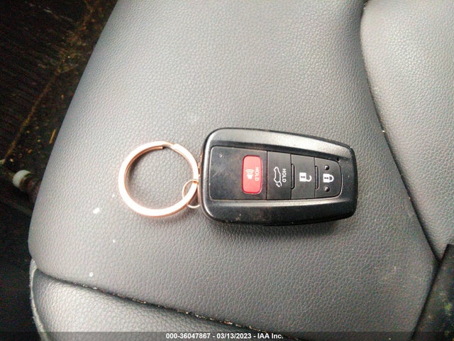 Toyota Highlander Xle 2022 5TDGZRBH4NS565562 Image 3