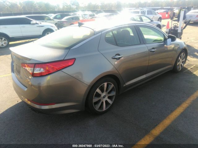 5XXGR4A63DG153605 KIA OPTIMA SX