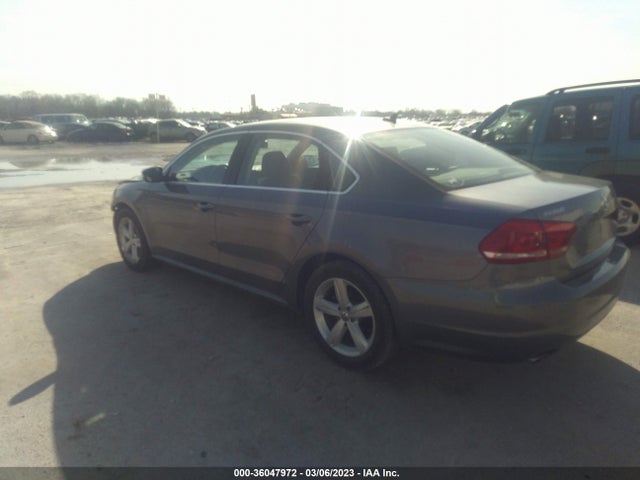 2013 VOLKSWAGEN PASSAT SE VIN: 1VWBP7A38DC091395