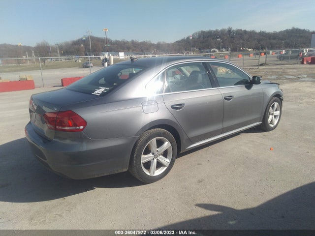 2013 VOLKSWAGEN PASSAT SE VIN: 1VWBP7A38DC091395