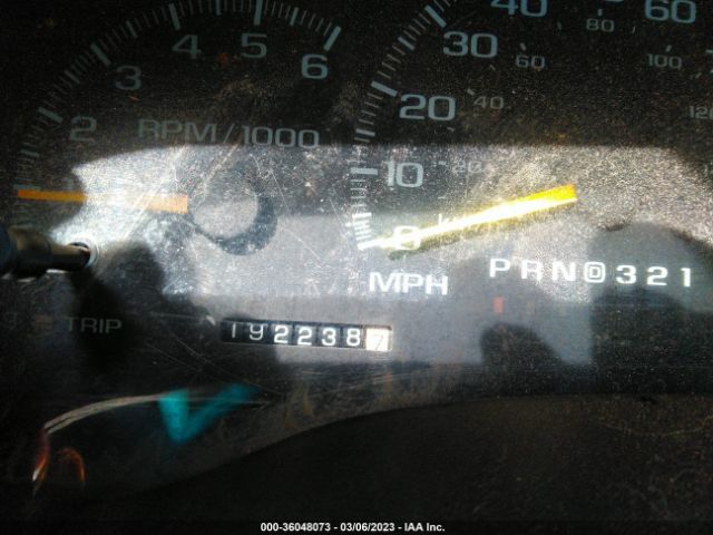 3GKFK16R7VG517075 GMC Suburban