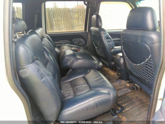 3GKFK16R7VG517075 GMC Suburban