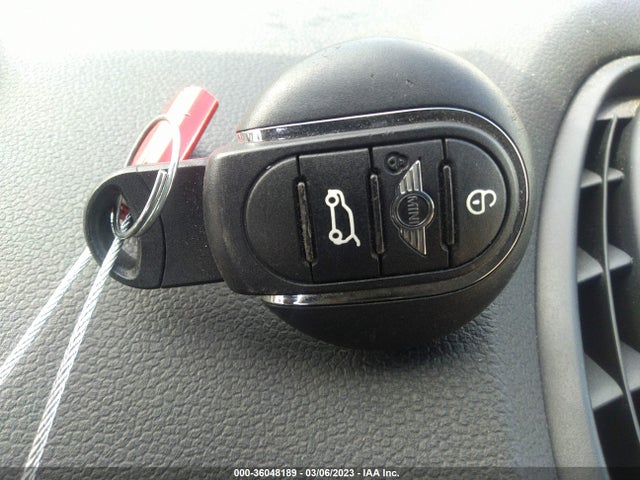 2015 Mini Cooper, VIN: WMWXP7C52F2A40880