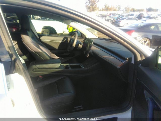 5YJ3E1EA3MF923392 Tesla Model 3 Standard Range Plus