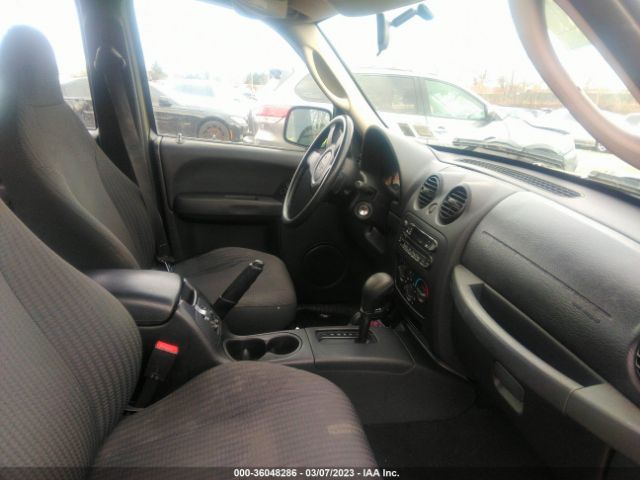 1J4GL48K94W271588 Jeep Liberty Sport