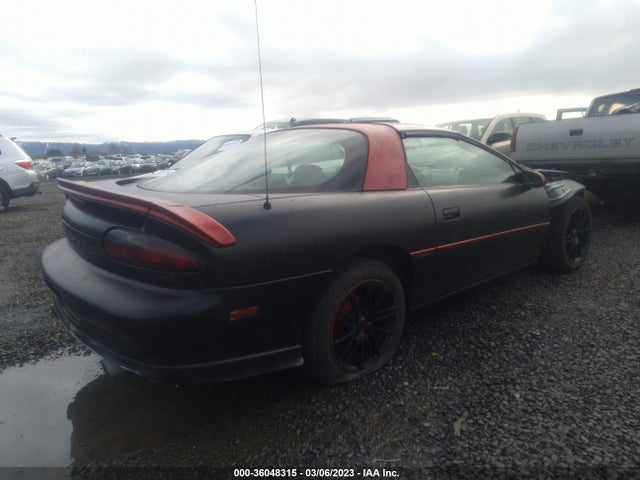 1996 CHEVROLET CAMARO RS VIN: 2G1FP22K1T2134432