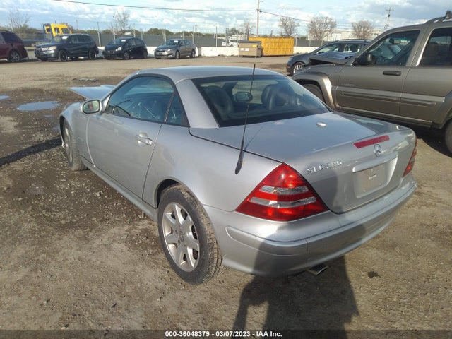 2002 MERCEDES-BENZ SLK-CLASS 2.3L KOMPRESSOR VIN: WDBKK49F92F267752