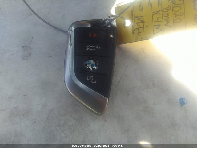 2021 BMW X4, VIN: 5YMUJ0C08M9H44662