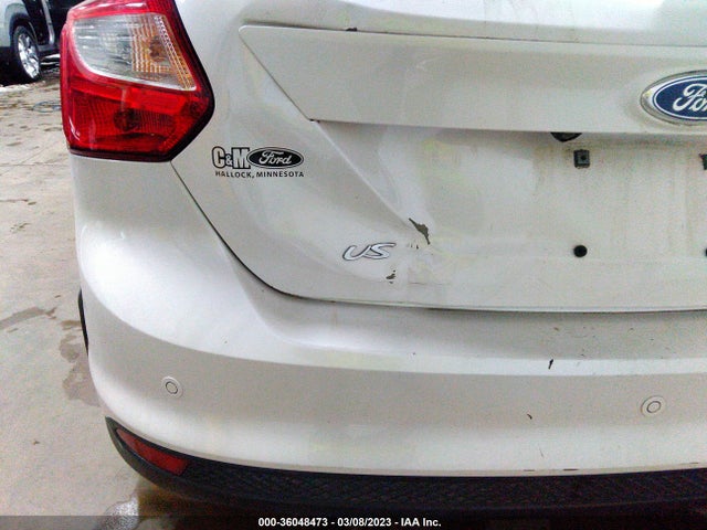 Ford Focus Titanium 2014 1FADP3N28EL224475 Image 4