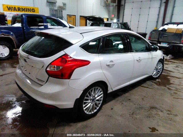Ford Focus Titanium 2014 1FADP3N28EL224475 Image 6