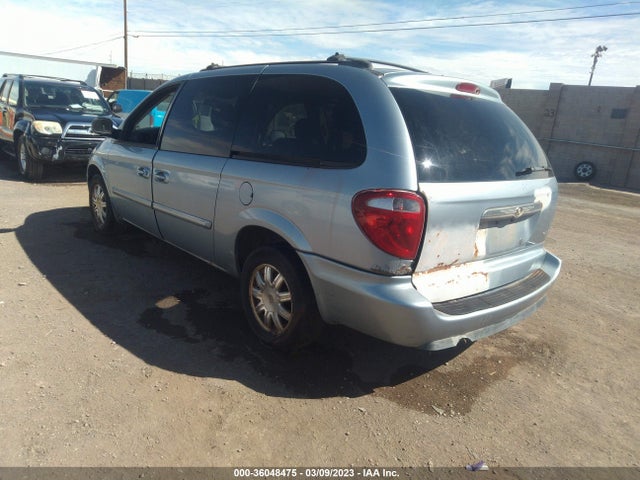 2C4GP54L15R237332 Chrysler Town & Country Touring