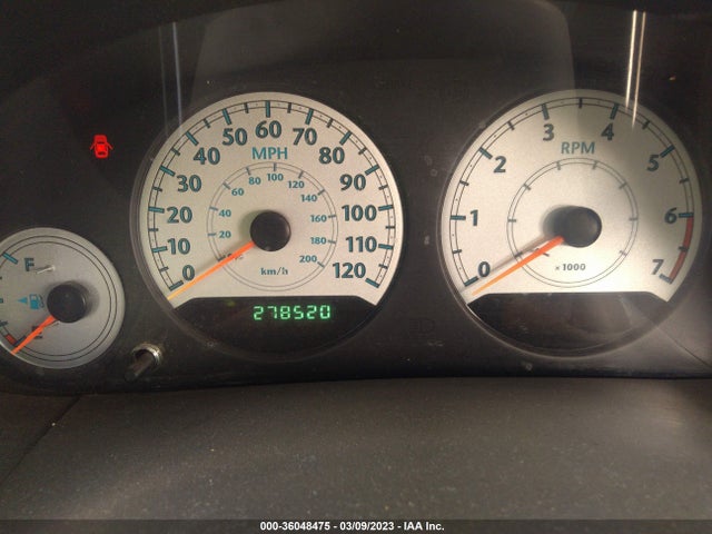2C4GP54L15R237332 Chrysler Town & Country Touring