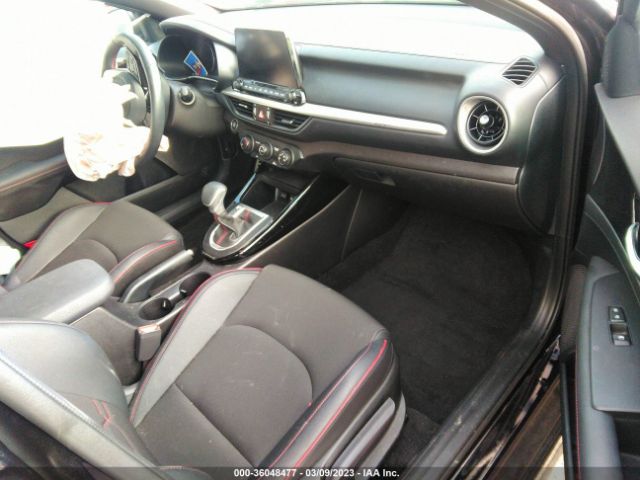 3KPF44AC6ME417263 KIA FORTE GT