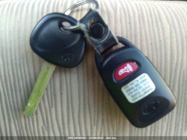 Hyundai SONATA GLS 2014 5NPEB4AC2EH825287 Image 3