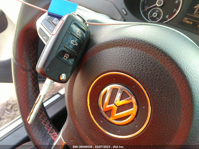 Volkswagen GLI 2012 3VW567AJ4CM407726 Image 3