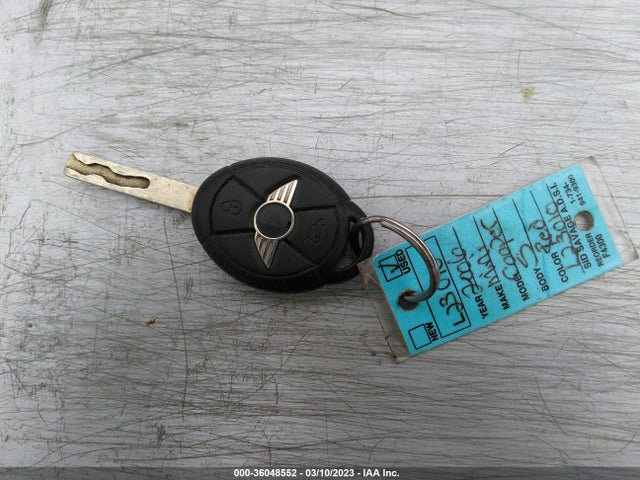 Mini Cooper Hardtop S 2006 WMWRE33586TL23010 Image 3