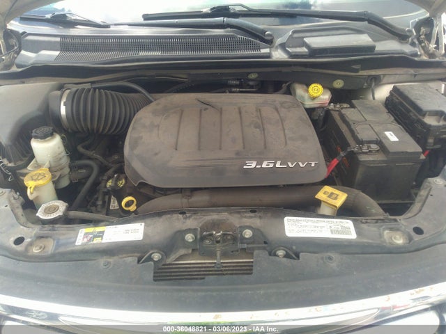 2C4RC1BG0ER400202 Chrysler Town & Country Touring