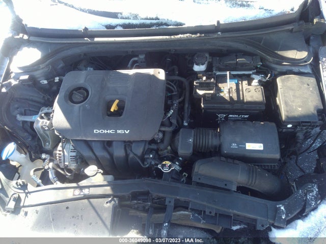 Hyundai ELANTRA SE 2018 5NPD74LF3JH261423 Image 10