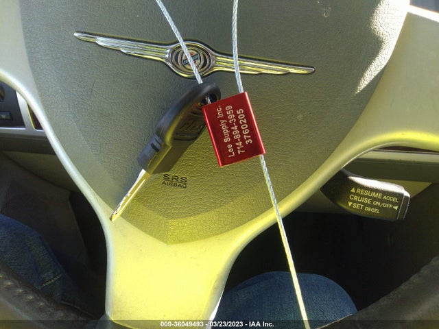 Chrysler Town & Country Touring 2010 2A4RR5D16AR324200 Image 3