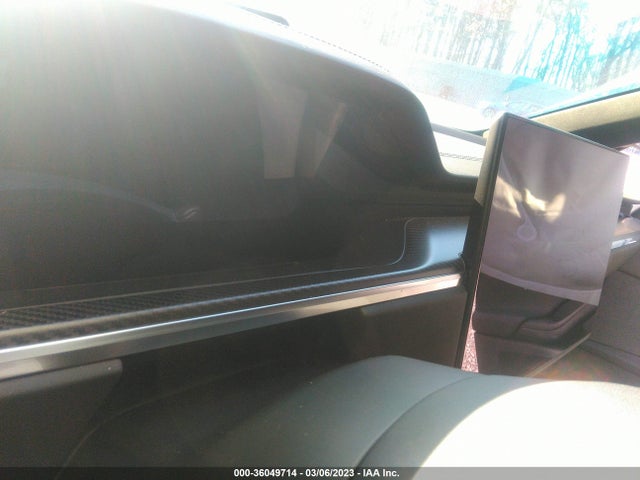 2022 Tesla Model X, VIN: 7SAXCBE68NF342340