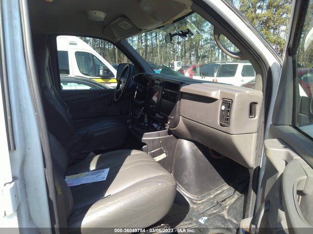 GMC SAVANA CARGO VAN 2005 1GTGG25V451240776 Image 6