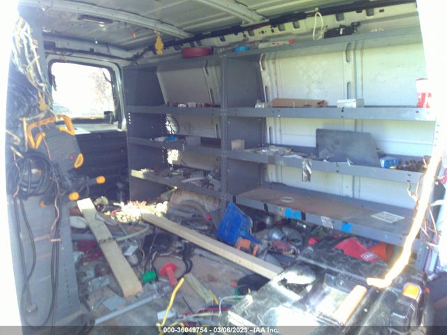 GMC SAVANA CARGO VAN 2005 1GTGG25V451240776 Image 9