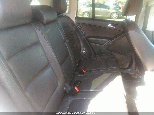 WVGAV7AX7GW512092 Volkswagen TIGUAN S
