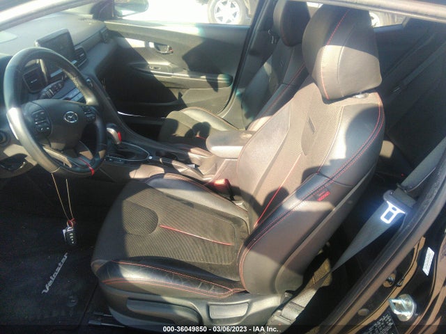 2019 Hyundai Veloster, VIN: KMHTG6AF6KU018931