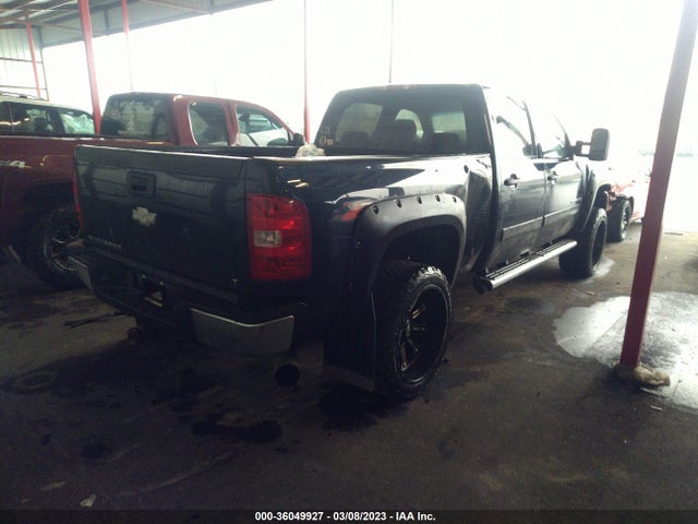 2008 CHEVROLET SILVERADO 2500HD LT W/1LT VIN: 1GCHK23618F160941