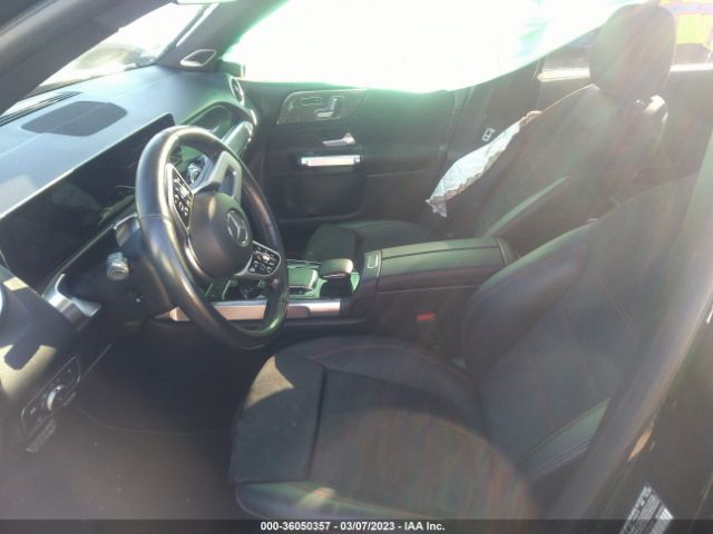 W1N4M4HB7LW025636 Mercedes-Benz GLB