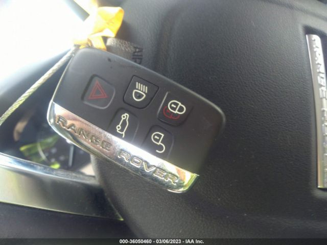 SALYB2EX9LA239990 Land Rover Range Rover Velar S