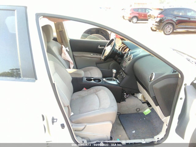 2013 NISSAN ROGUE SV VIN: JN8AS5MT7DW541473