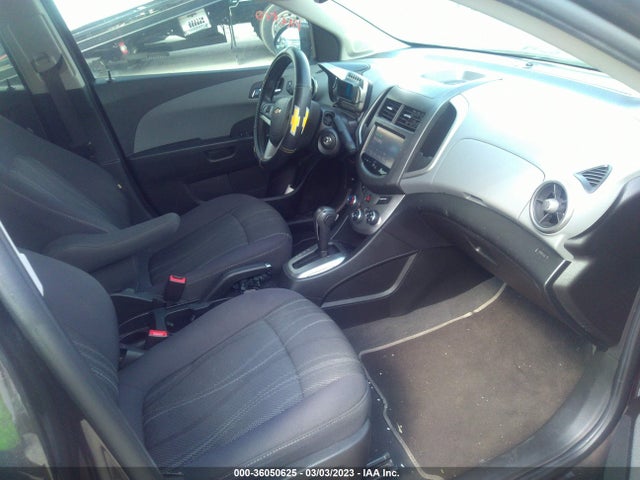 Chevrolet SONIC LT 2014 1G1JC6SH0E4207918 Image 6