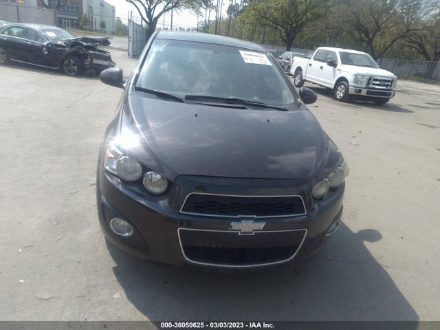 Chevrolet SONIC LT 2014 1G1JC6SH0E4207918 Image 7