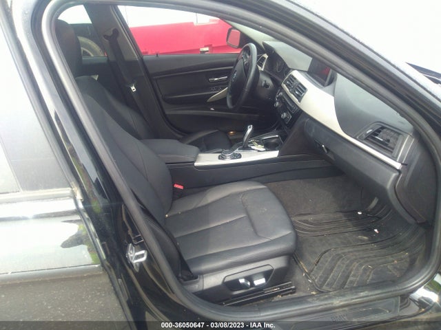 BMW 3 Series 320i 2016 WBA8E1G57GNU10087 Image 5