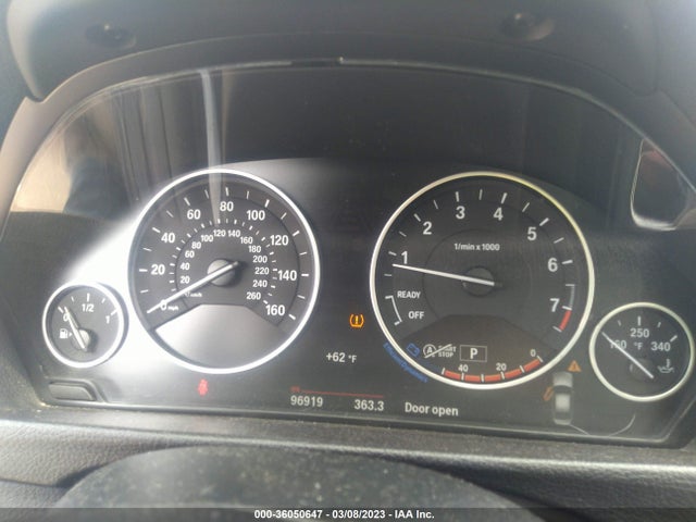 BMW 3 Series 320i 2016 WBA8E1G57GNU10087 Image 7