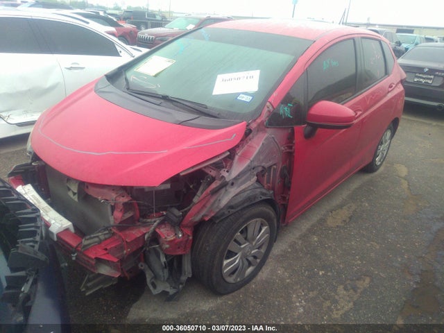 Honda FIT LX 2017 JHMGK5H52HS011568 Image 2